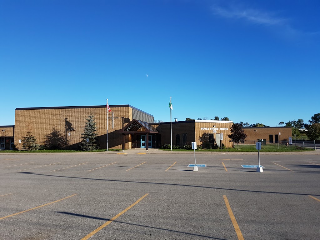 Elementary School Catholic Frère-André | 273 Cundles Rd E, Barrie, ON L4M 6L1, Canada | Phone: (705) 726-1324