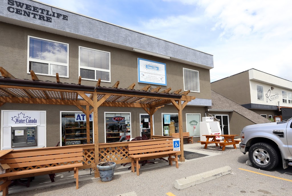Country Kitchen & Store | 5-415 Commonwealth Rd, Kelowna, BC V4V 1P4, Canada | Phone: (250) 766-3340