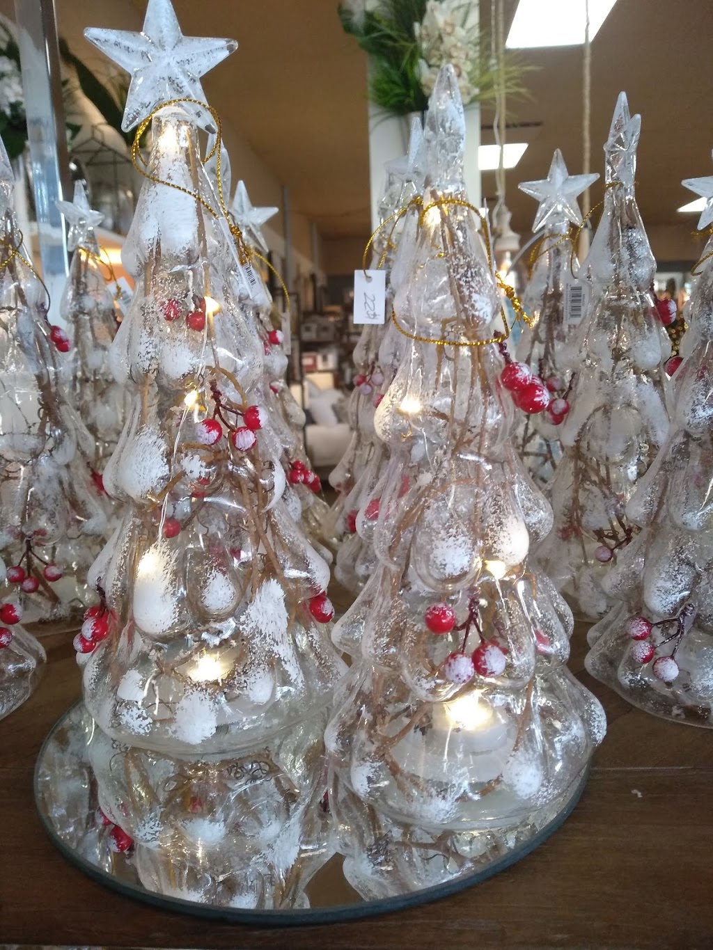 Revive Décor | 455 Boulevard Taschereau Suite 200, La Prairie, QC J5R 1V2, Canada | Phone: (450) 907-1712