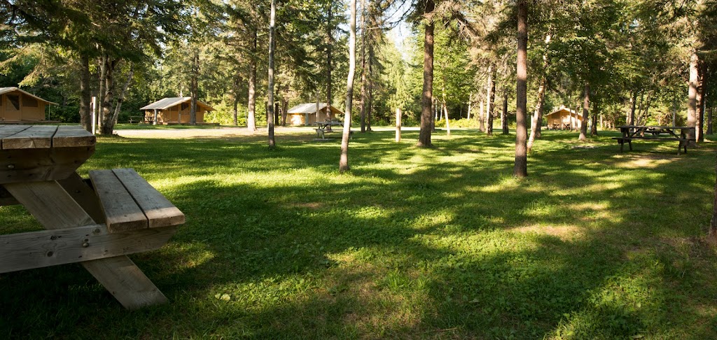 Camping Municipal de Peribonka | 330 2e Av, Péribonka, QC G0W 2G0, Canada | Phone: (418) 374-2626