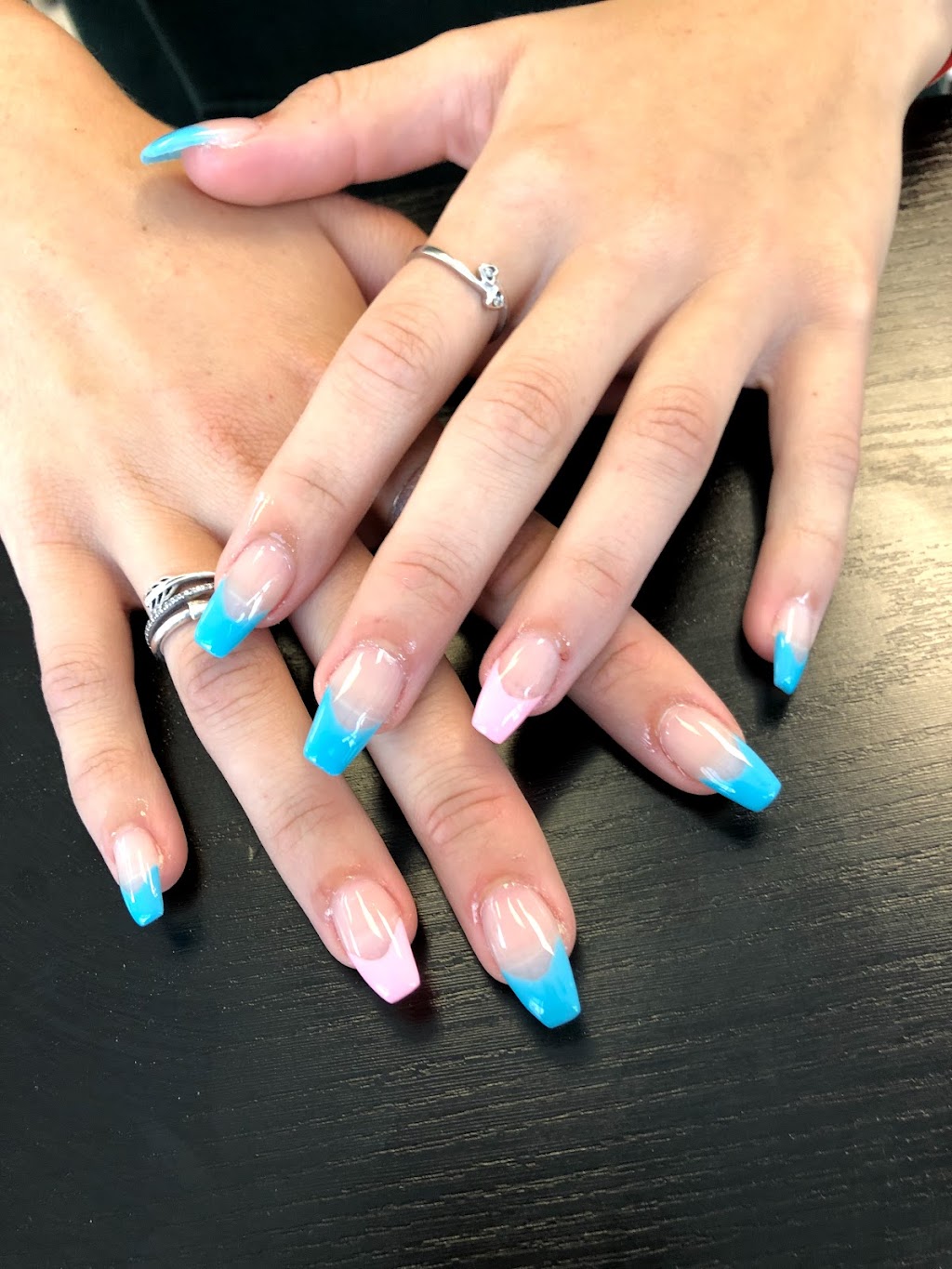Wasaga nails | 133 33rd St N unit 4, Wasaga Beach, ON L9Z 2C2, Canada | Phone: (705) 422-1111