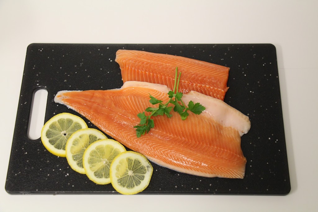 Métis Fish Market | 741 Yonge St, Midland, ON L4R 2E1, Canada | Phone: (705) 427-1427