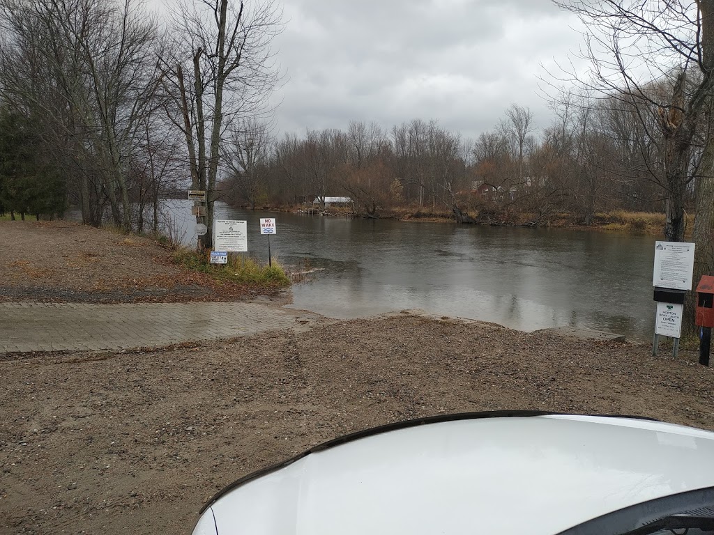 Horton Boat Launch | 3712-3746 River Rd, Renfrew, ON K7V 3Z8, Canada | Phone: (613) 281-2465