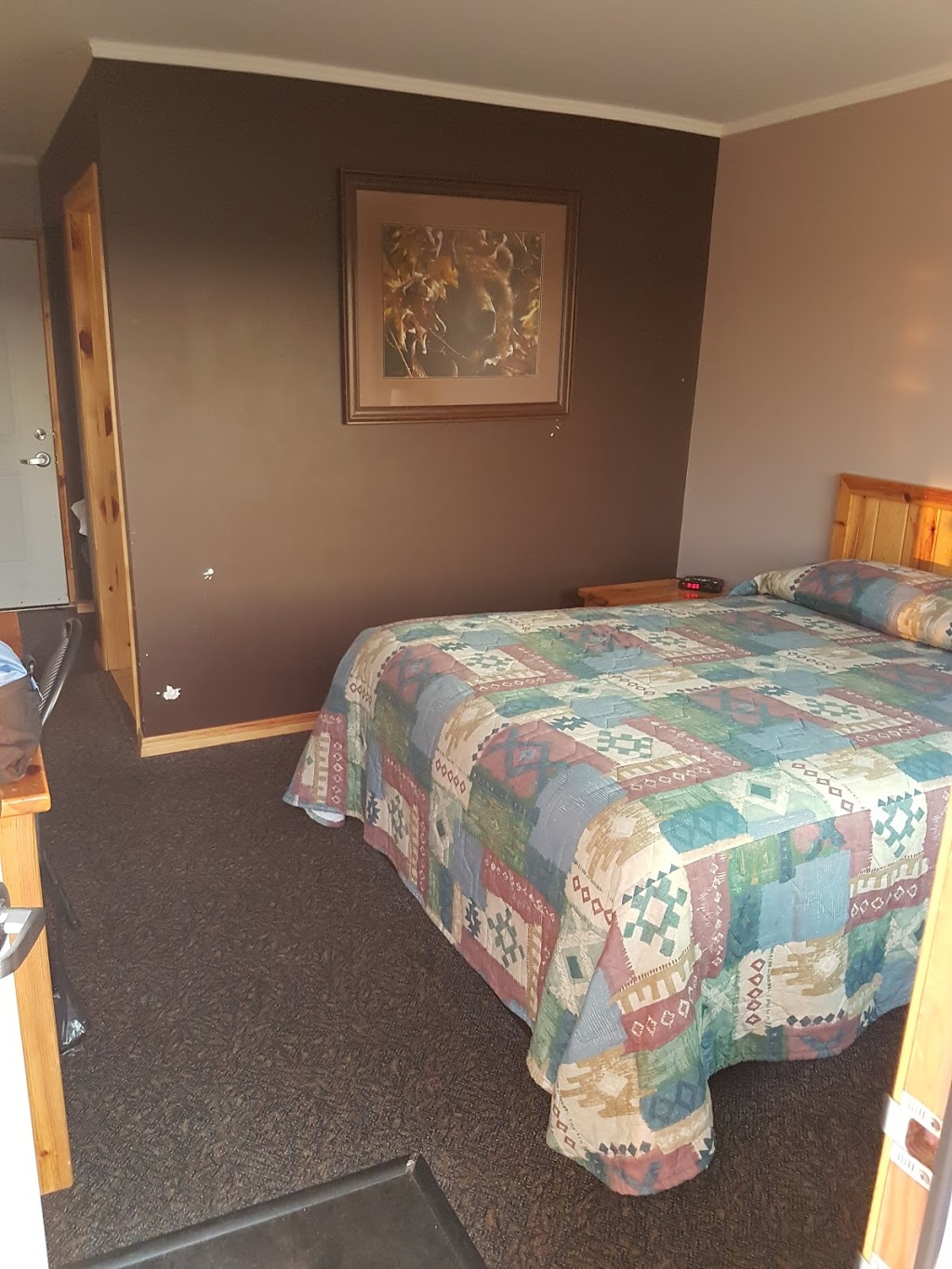 Richer Inn Motor Hotel | Ste. Anne, MB R0E 1S0, Canada | Phone: (204) 422-5482