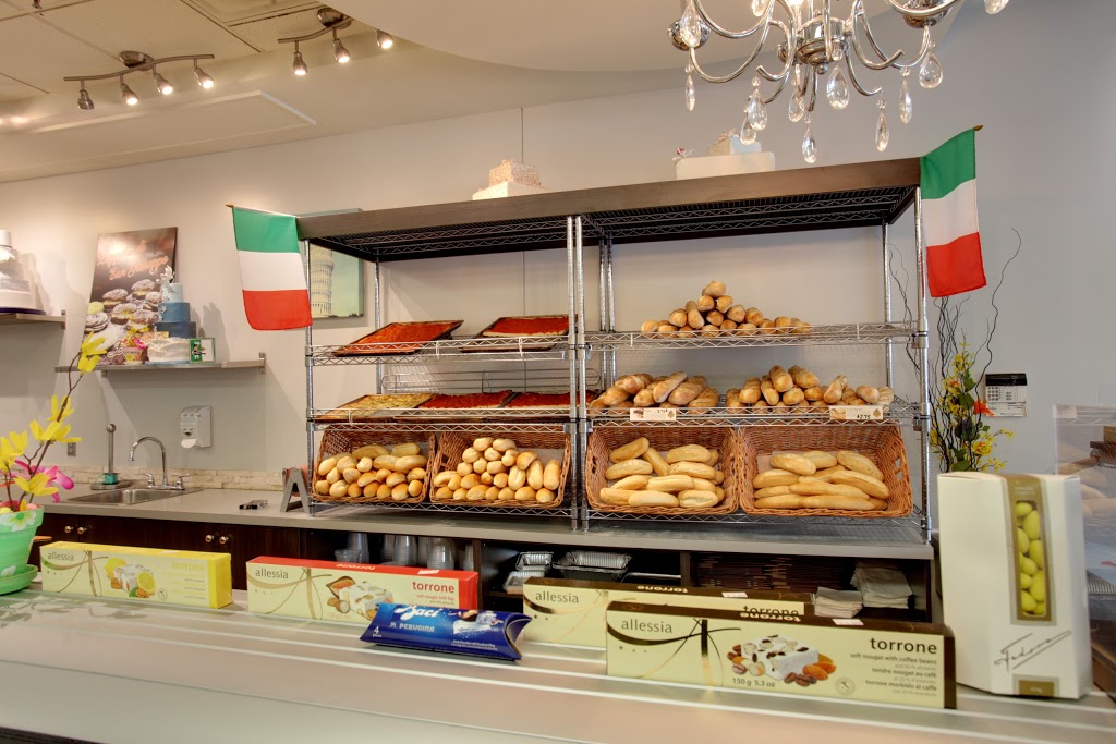 Les Délices Lafrenaie Rosemère | 199 Boul Labelle, Rosemère, QC J7A 2H2, Canada | Phone: (450) 430-4222