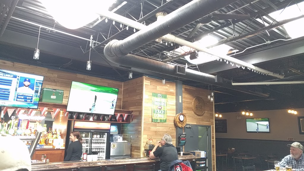 Touchdown Willys Tap & Grill | 249 St Catharines St, Smithville, ON L0R 2A0, Canada | Phone: (905) 957-8448