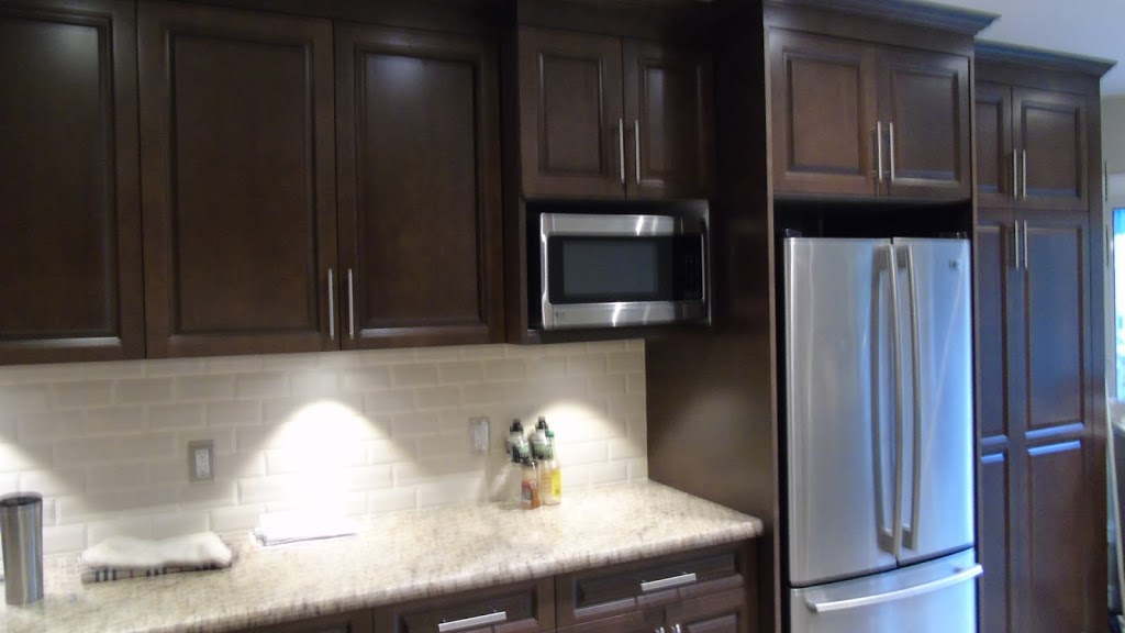 Omega Kitchens | 130 Guelph Ave, Cambridge, ON N3C 1A4, Canada | Phone: (519) 224-1675