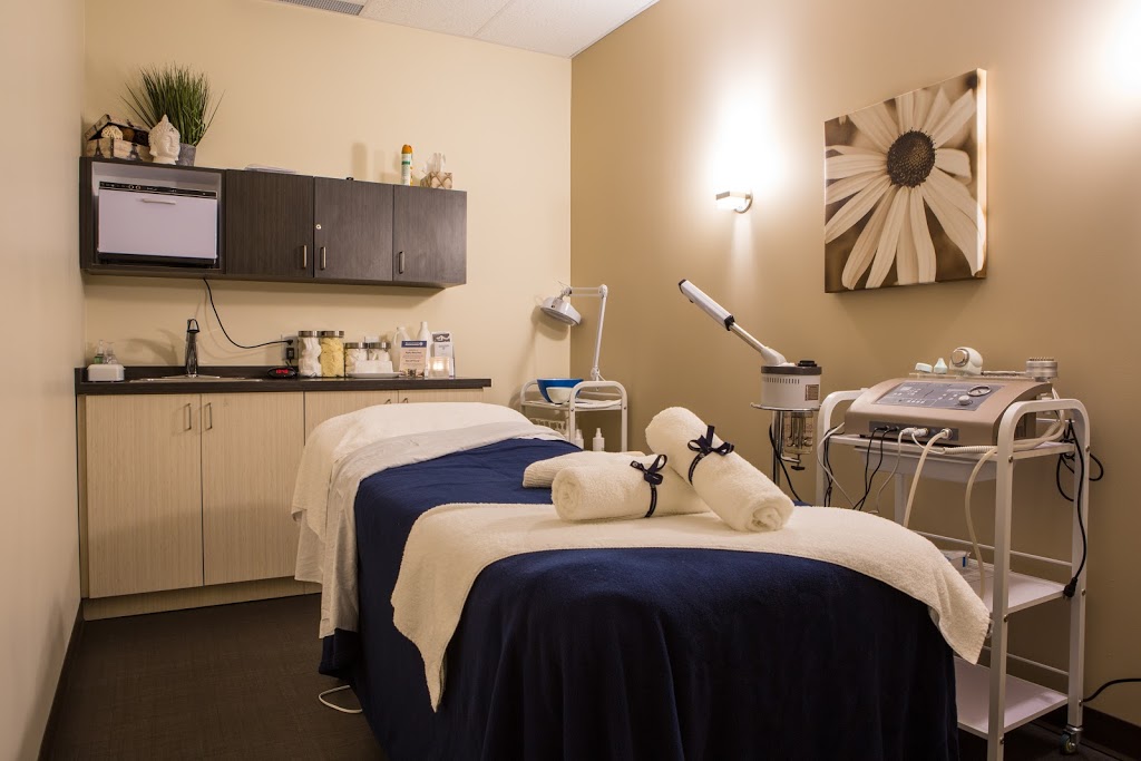 Hand & Stone Massage and Facial Spa - Vaughan West | 8280 York Regional Rd 27 Unit 17, Woodbridge, ON L4H 0R9, Canada | Phone: (905) 856-5585