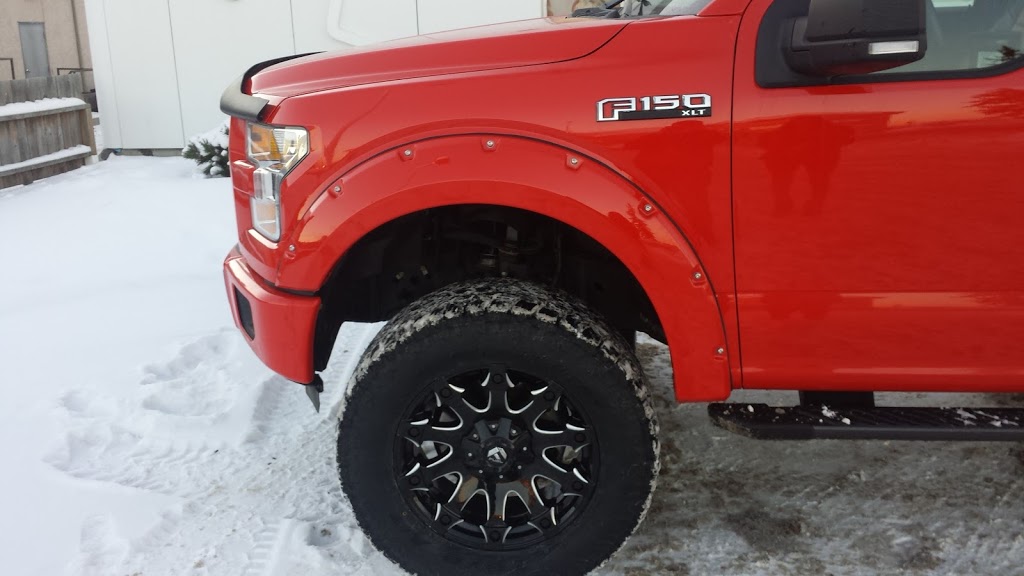 Airdrie Truck Accessories | 104 East Lake Blvd NE #102, Airdrie, AB T4A 2G2, Canada | Phone: (403) 912-0550