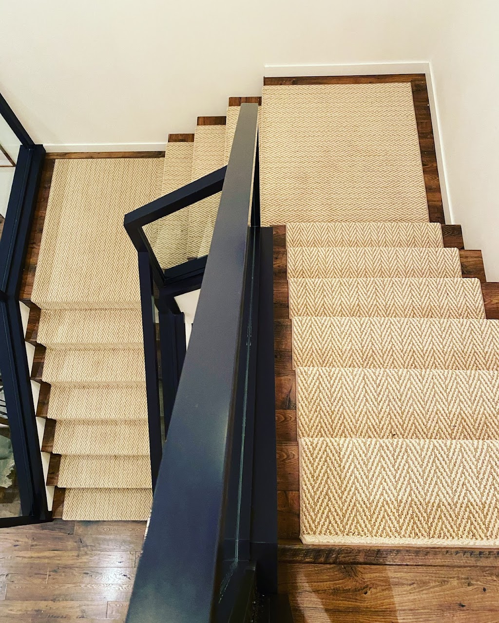 VAMN Flooring Inc | 135 Arbourwood Ct, Winnipeg, MB R3Y 0Y9, Canada | Phone: (204) 451-0566