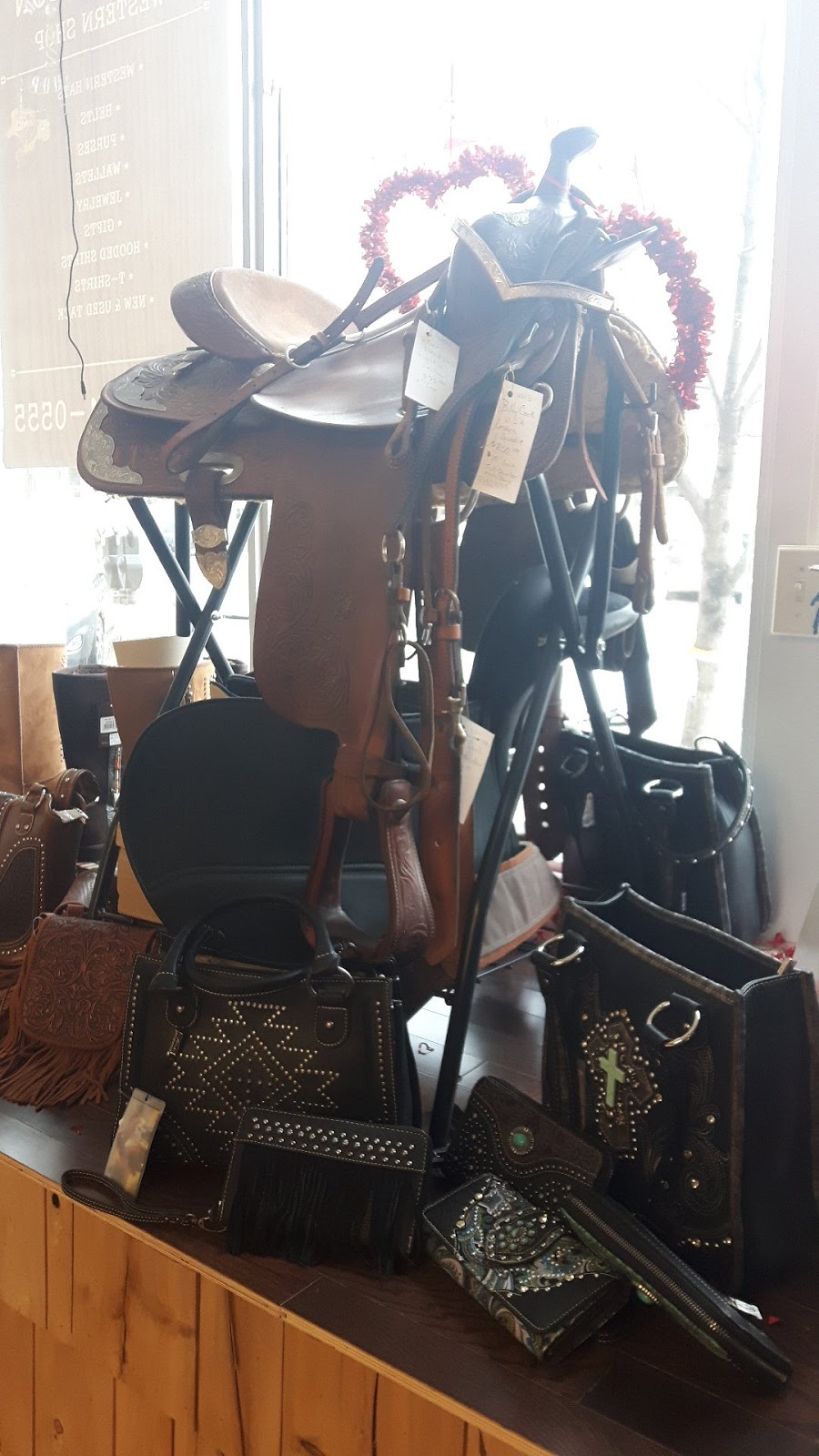 TRANSITION salon and gift shop | 18 Beckwith St S, Smiths Falls, ON K7A 2A8, Canada | Phone: (613) 284-0555