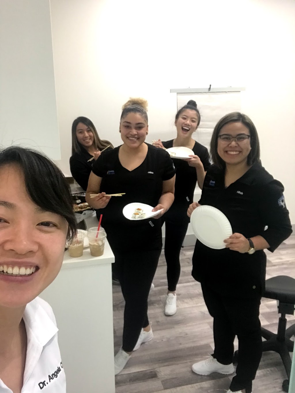 Tooth Booth | 4178 Main St, Vancouver, BC V5V 3P7, Canada | Phone: (604) 423-4283