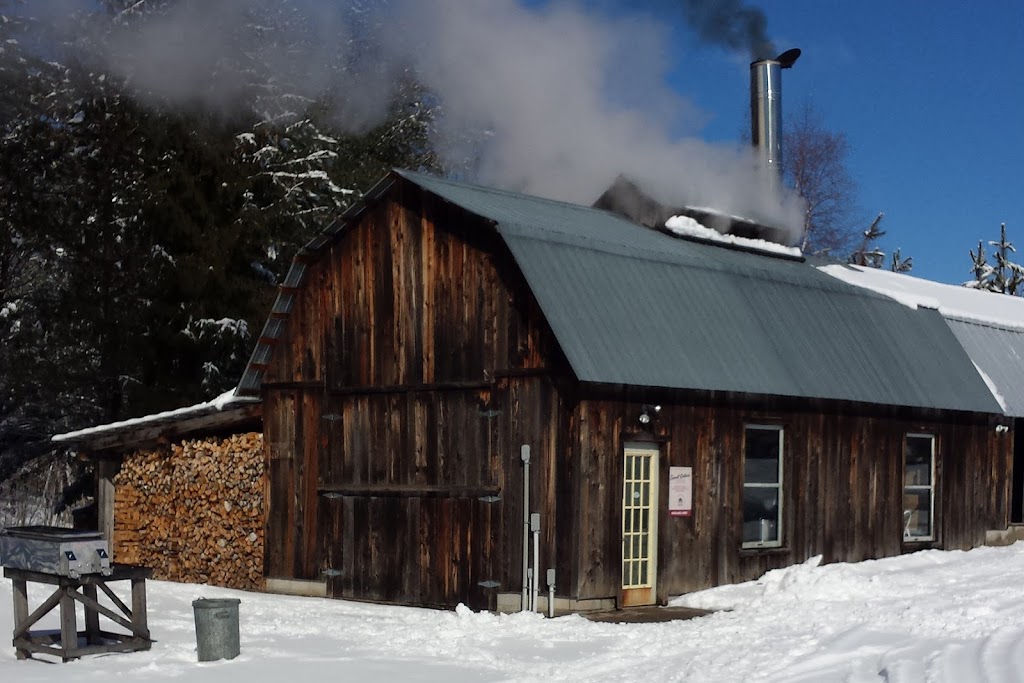 Mapleside Sugar Bush | 166 Reiche Rd, Pembroke, ON K8A 6W4, Canada | Phone: (613) 735-2366