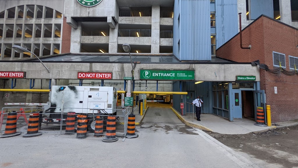 Green P Parking | 2 Church St, Toronto, ON M5E 1Z3, Canada | Phone: (416) 393-7275