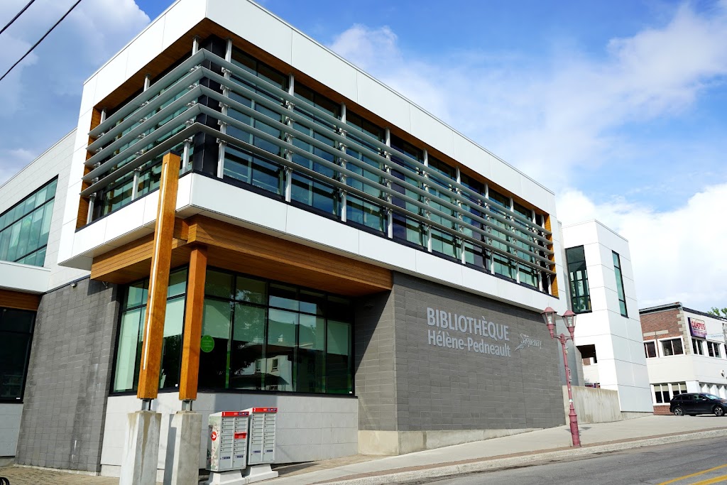 Saguenay public Library (Jonquiere) | 2480 Rue Saint-Dominique, Jonquière, QC G7X 6K2, Canada | Phone: (418) 698-5350