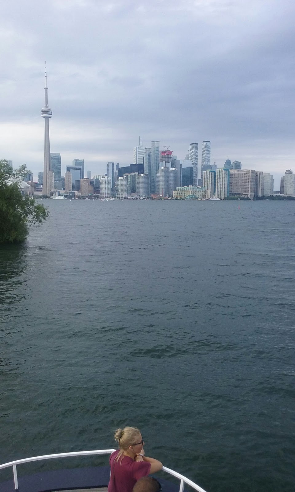 Maxwell Park | 20 Dellbank Rd, Toronto, ON M3H 4Z3, Canada | Phone: (416) 338-4386