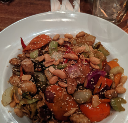 Earls Kitchen + Bar | 1455 Portage Ave, Winnipeg, MB R3G 0W4, Canada | Phone: (204) 975-1845