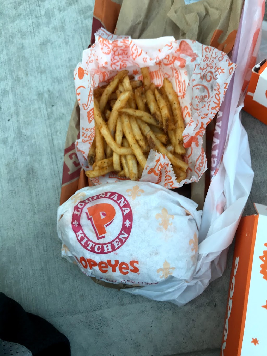 Popeyes Louisiana Kitchen | 96 Innovation Dr #6, Kingston, ON K7K 7E6, Canada | Phone: (613) 544-2121
