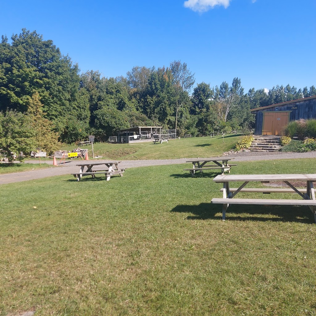 Jude-Pomme | 223 Rang Sainte-Sophie, Oka, QC J0N 1E0, Canada | Phone: (450) 479-6080