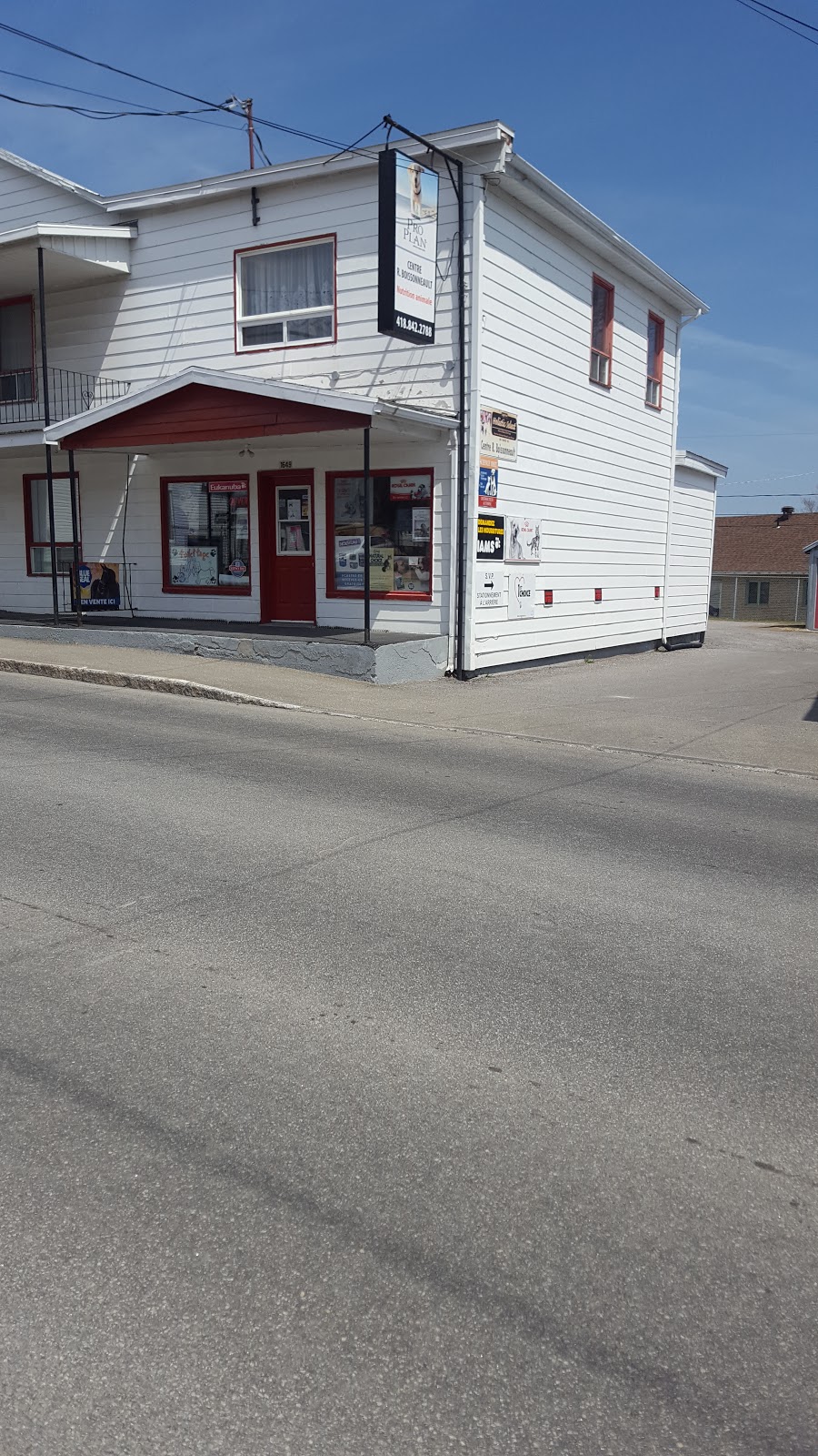 Boissonneault R Centre Nutrition Animale | 1649 Avenue Lapierre, Québec, QC G3E 1K9, Canada | Phone: (418) 842-2788