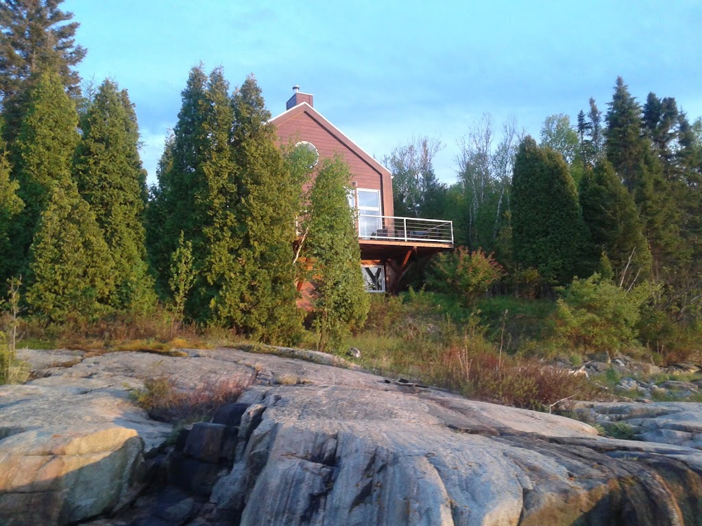 Treize Lunes | 2261 Sent David Gauthier, La Baie, QC G7B 3P6, Canada | Phone: (418) 544-5784
