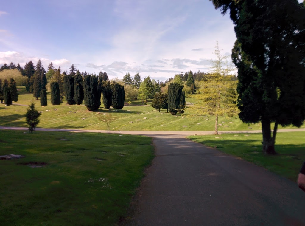Falaise Park | 875 Falaise Crescent, Victoria, BC V8Y 1A2, Canada