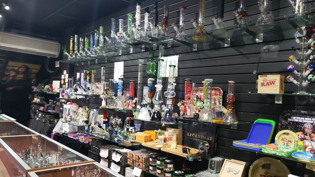420 ZONE Inc | 499 Bloor St W, Toronto, ON M5S 2M7, Canada | Phone: (416) 792-7774
