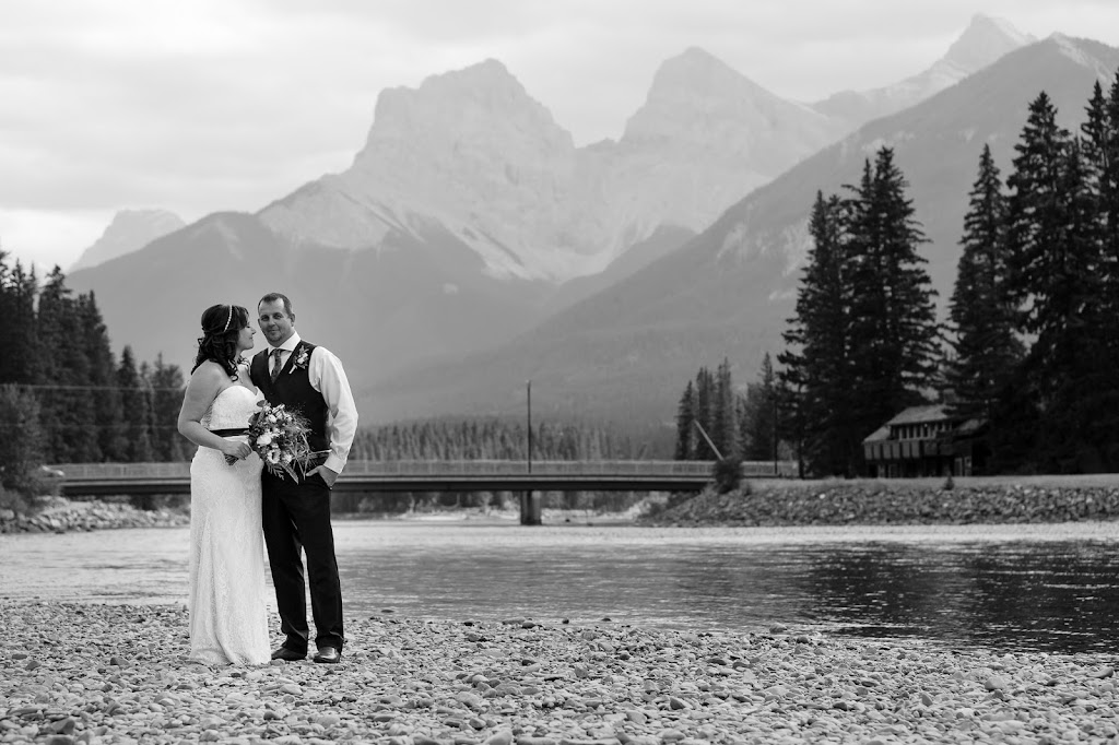 Colleen’s Photos Canmore | 216 Three Sisters Dr #23, Canmore, AB T1W 2M2, Canada | Phone: (403) 812-0594