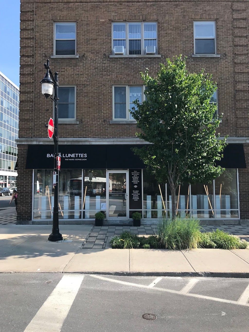 Bar à lunettes l Marie-Sophie Dion | 402 Av Victoria, Saint-Lambert, QC J4P 2H9, Canada | Phone: (450) 812-5552