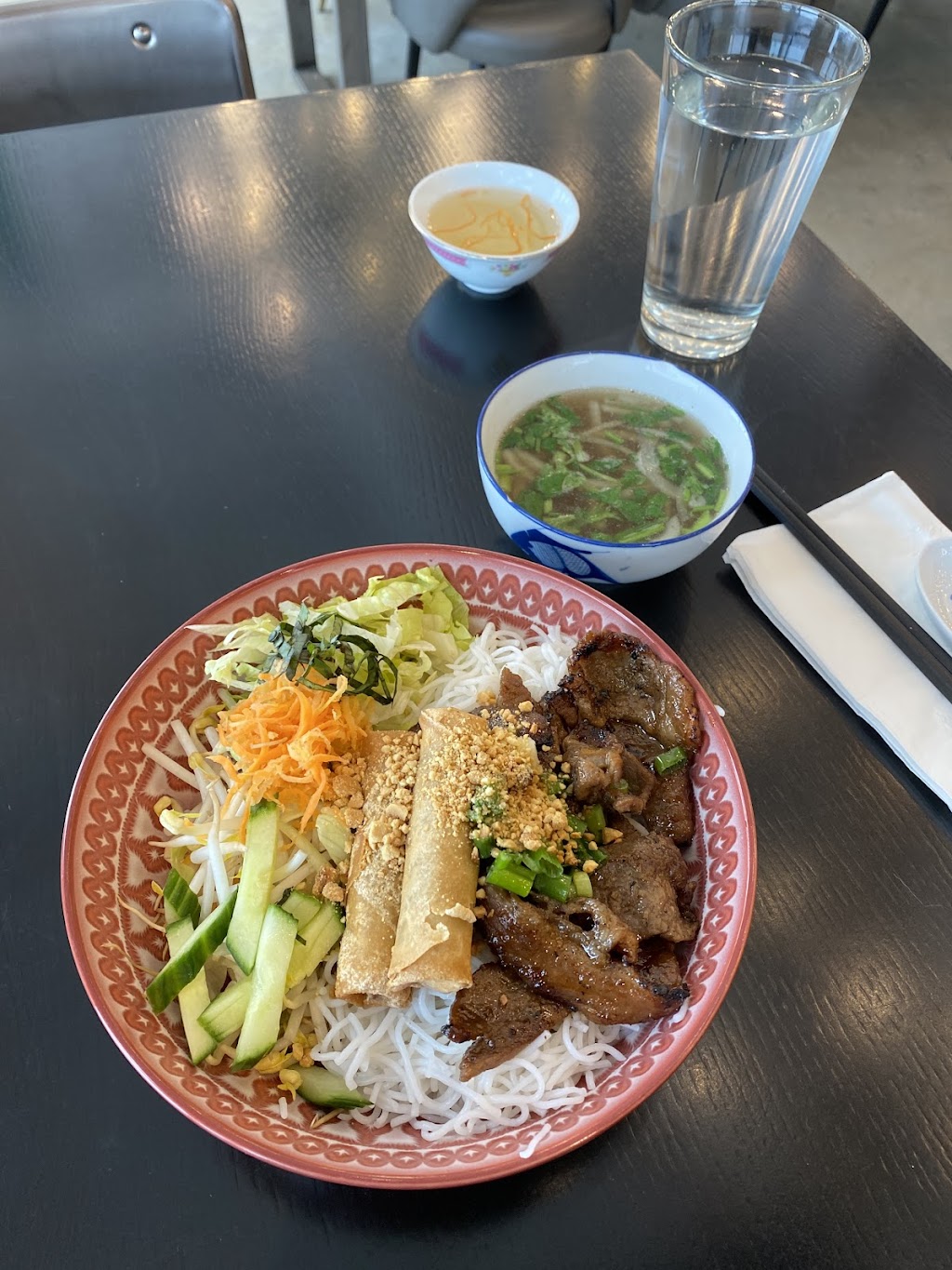Pho Hoang Seasons | 605 Sterling Lyon Pkwy, Winnipeg, MB R3P 2S8, Canada | Phone: (204) 415-8889