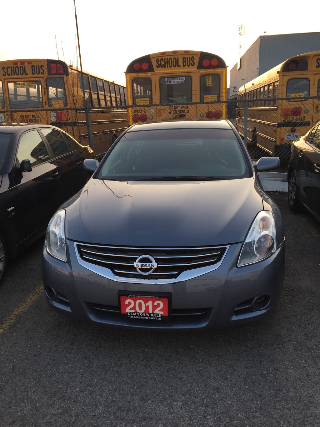Deals On Wheels Auto | 1155 Speers Rd, Oakville, ON L6L 2X5, Canada | Phone: (905) 815-0333