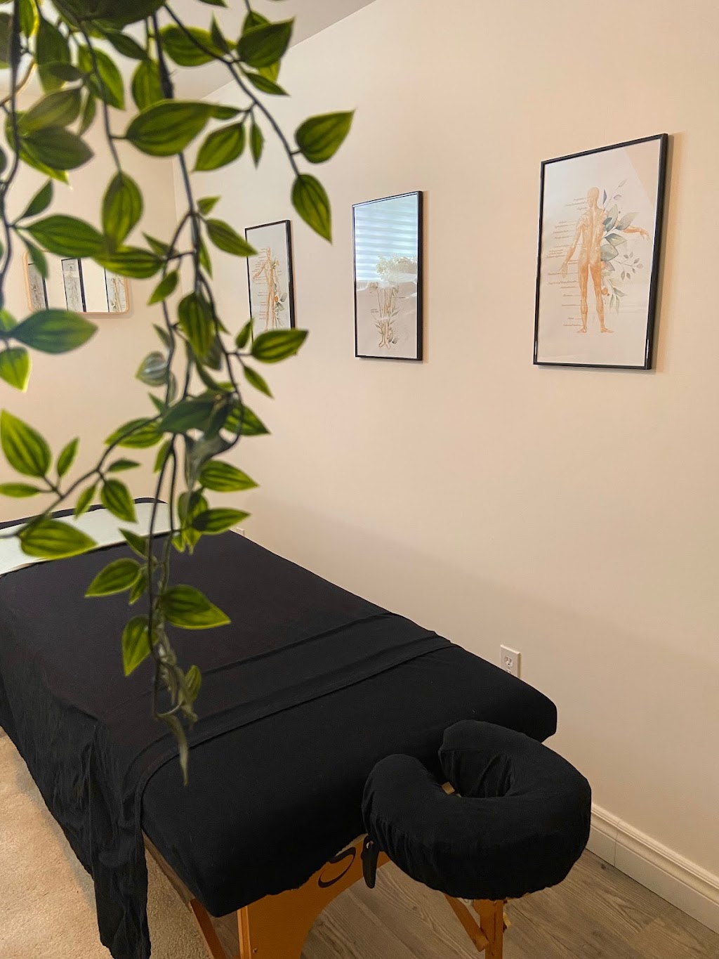 Mélanie Foliot Massothérapie | 291 Rue Duberger, Québec, QC G2N 1N2, Canada | Phone: (581) 978-1458