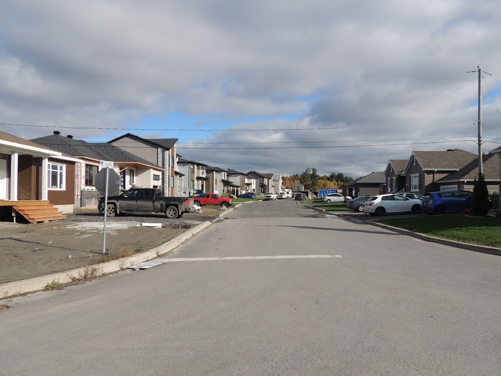 Halte de Lavaltrie | 540 Rue des Ancolies, Lavaltrie, QC J5T 0B9, Canada | Phone: (514) 386-8711