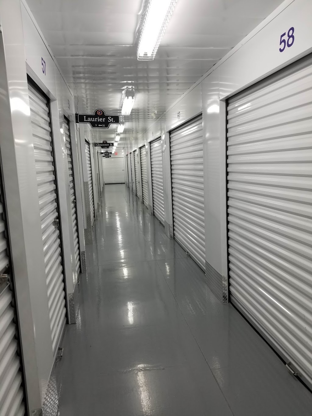 Just Right Self Storage | 255 City Centre Ave, Ottawa, ON K1R 7R7, Canada | Phone: (613) 567-3333