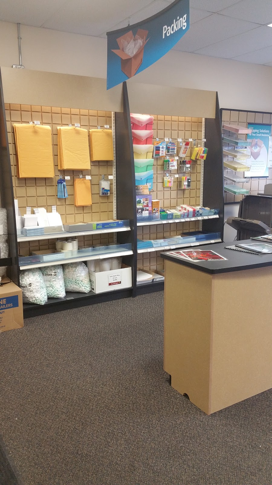 The UPS Store | 25-1128 Henderson Hwy, Winnipeg, MB R2G 3Z7, Canada | Phone: (204) 417-6899