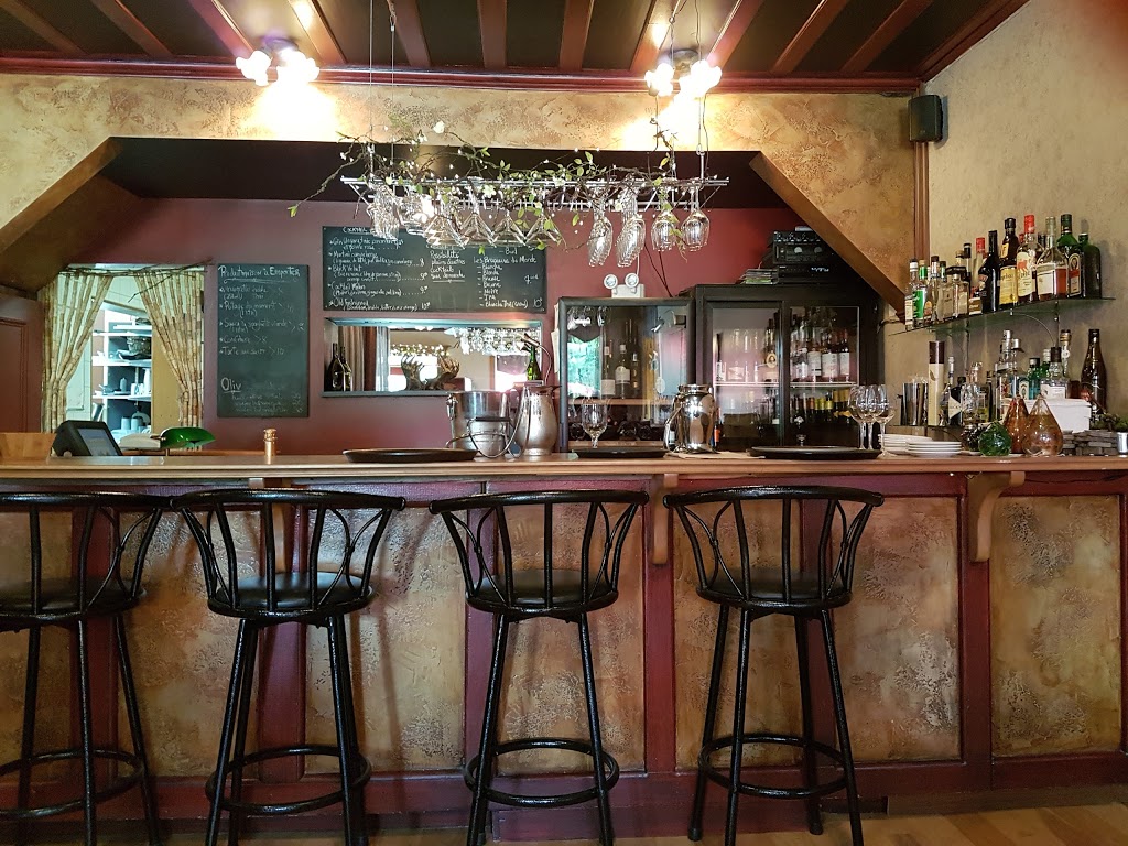 Restaurant la Cornemuse | 1817 Route Dublin, Inverness, QC G0S 1K0, Canada | Phone: (418) 453-7474