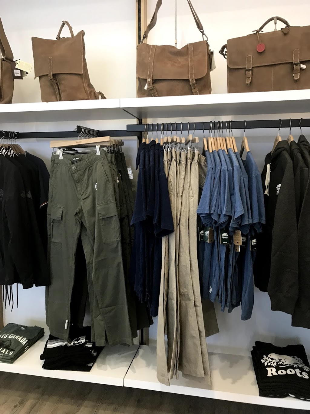 Roots | 3175 Hwy 7 Suite 400, Markham, ON L3R 0J5, Canada | Phone: (905) 948-1700