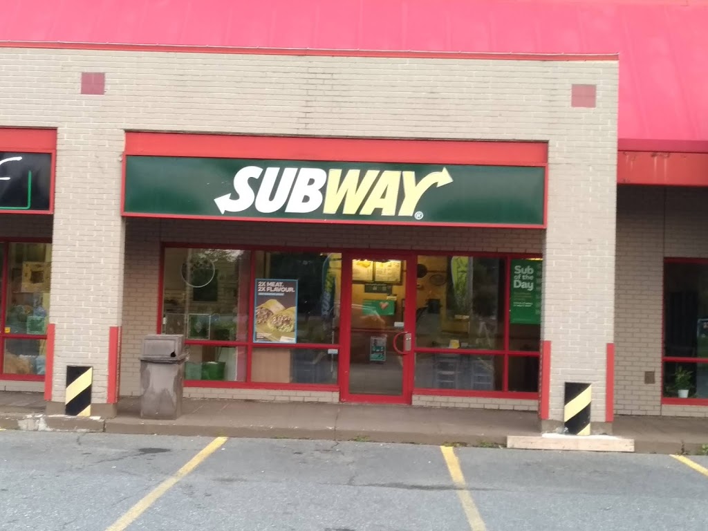 Subway | 911 Richmond Rd Unit H, Ottawa, ON K2A 0G8, Canada | Phone: (613) 728-1094