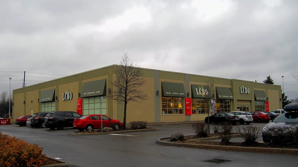 LCBO | 543 W Hunt Club Rd, Nepean, ON K2G 5W5, Canada | Phone: (613) 224-4333