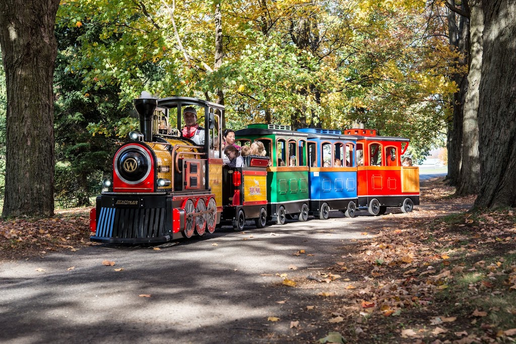 Trains-Trains Inc | 1047 Rue Dufferin, Granby, QC J2H 0T5, Canada | Phone: (450) 306-1212