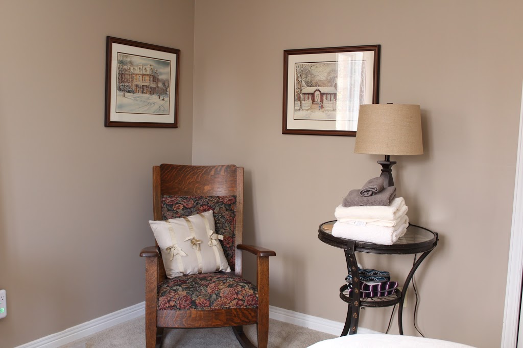 Tailwinds B&B | 17 Station St, Hillsburgh, ON N0B 1Z0, Canada | Phone: (519) 855-3242