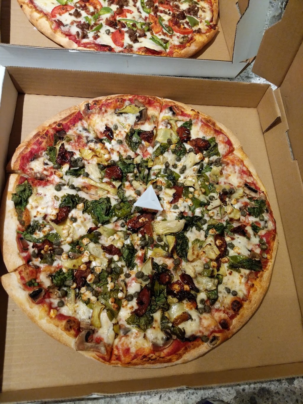 Signature Pizza And Salads | 5120 Roblin Blvd, Winnipeg, MB R3R 0G9, Canada | Phone: (204) 837-1234