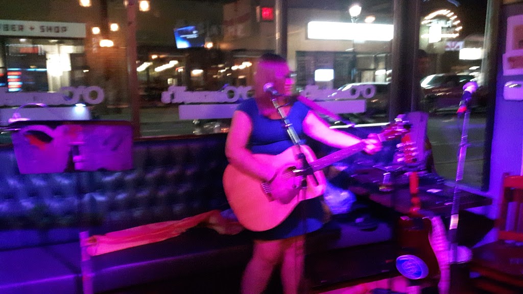 Daniel OConnells Irish Pub | 1211 Wellington St W, Ottawa, ON K1Y 2Z8, Canada | Phone: (613) 724-2200