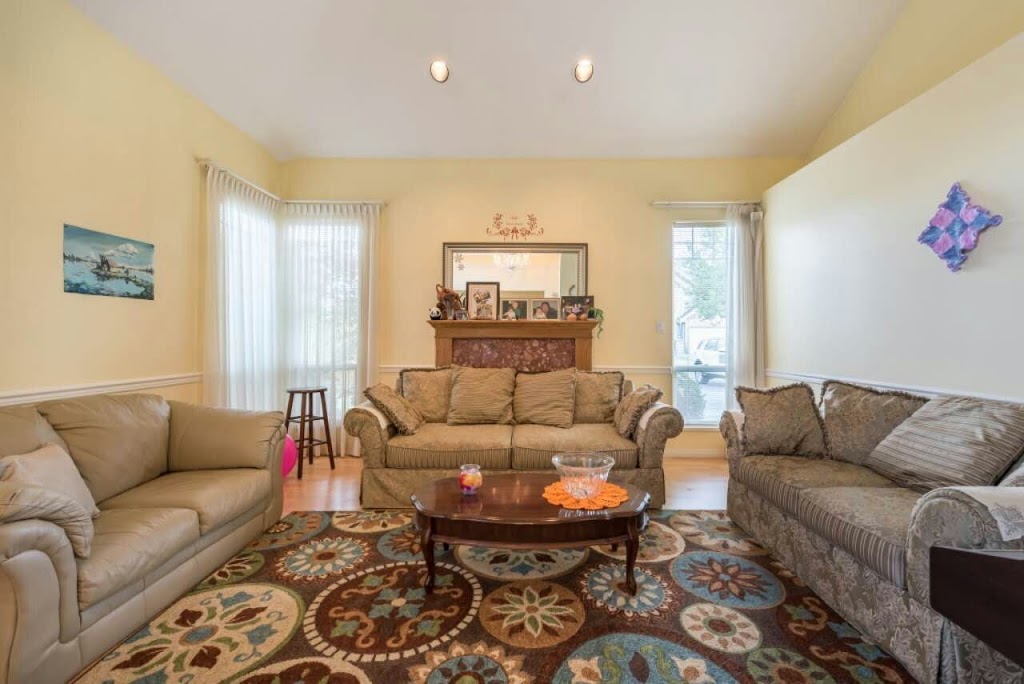 Charming Private Suite For You | 10100 Francis Rd, Richmond, BC V6Y 3Z9, Canada | Phone: (778) 861-5966