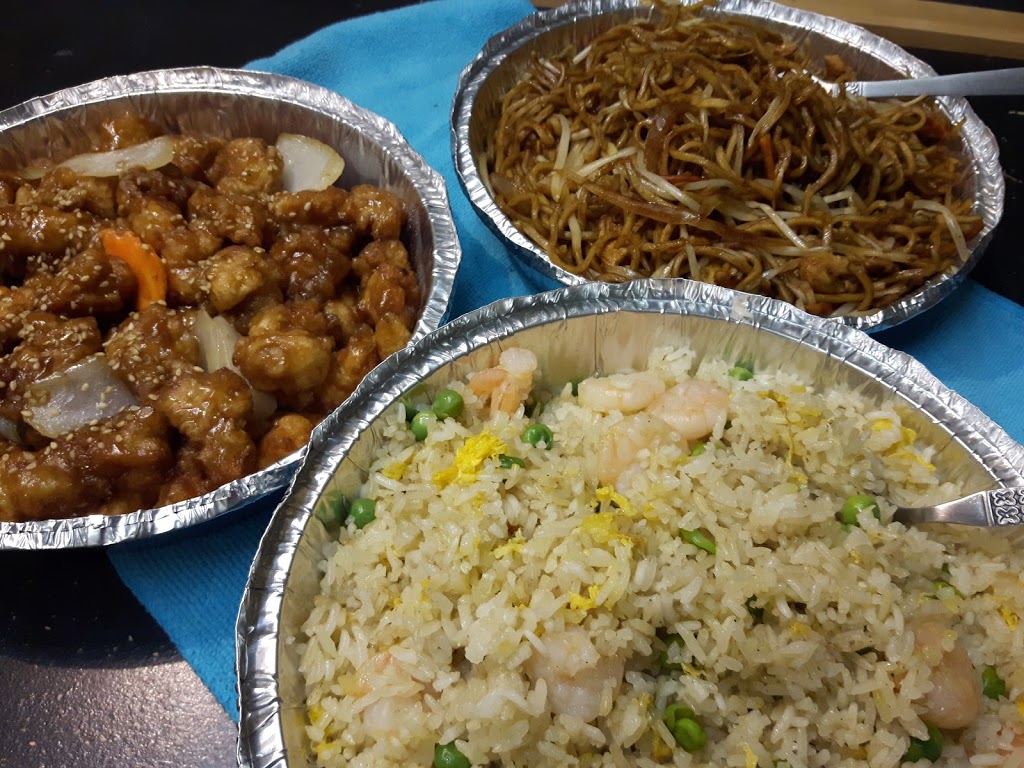 Iron Wok | 2083 Alma St, Vancouver, BC V6R 4N6, Canada | Phone: (604) 228-0777