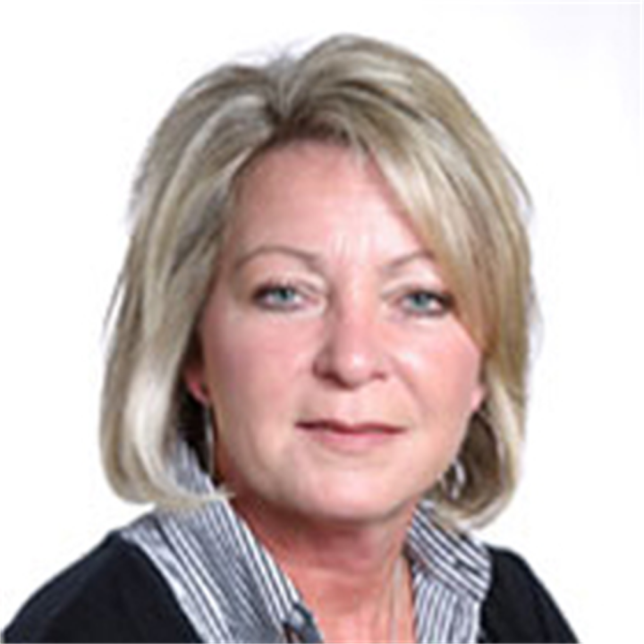 The Co-operators - Lisa Pinsonneault Insurance Agency Inc | 2458 Dundas St W Woodchester, Mall, Mississauga, ON L5K 1R8, Canada | Phone: (905) 822-1755