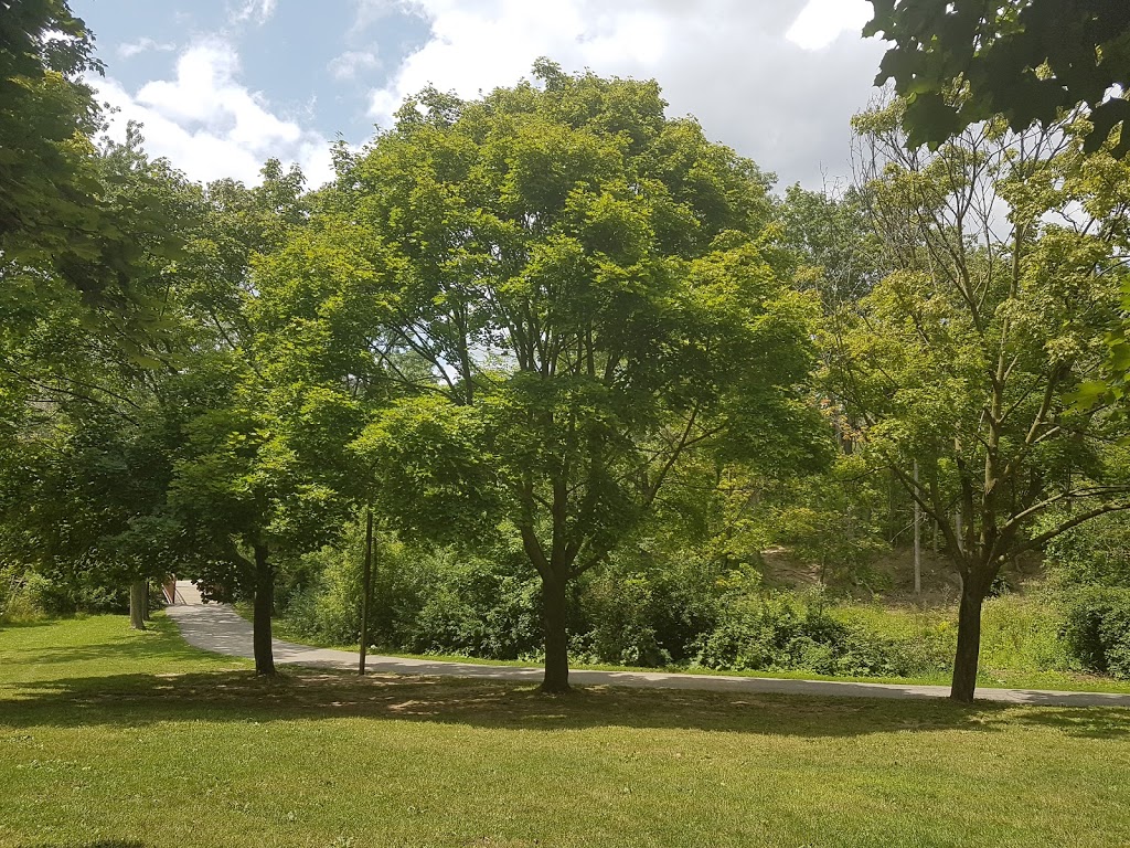 Mississauga Valley Park | 1275 Mississauga Valley Blvd, Mississauga, ON L5A 3R8, Canada | Phone: (905) 615-4100
