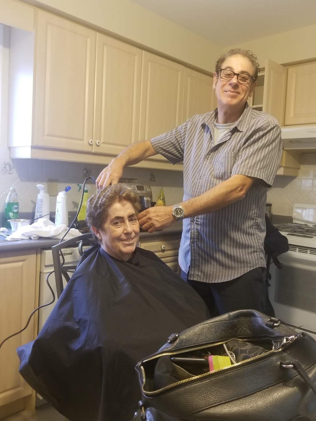 In Home Haircuts By Sam | 3390 Homark Dr, Mississauga, ON L4Y 2K7, Canada | Phone: (905) 483-4247