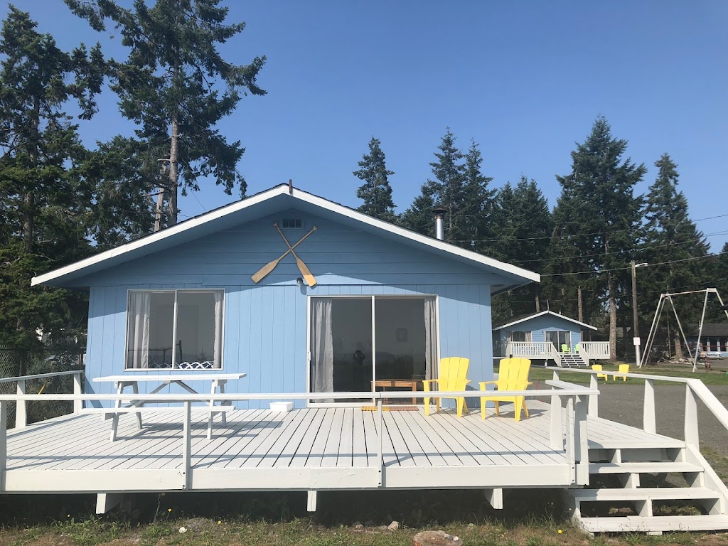 The Breakers Beachfront Resort | 8940 Clarkson Ave, Black Creek, BC V9J 1B1, Canada | Phone: (250) 337-5411