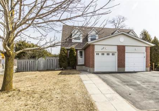 Michelle Wobst Real Estate Sales Representative | 766 Hespeler Rd, Cambridge, ON N3H 5L8, Canada | Phone: (519) 841-0624